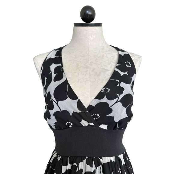 Jonathan Martin Halter Sun Maxi Dress Black & White Floral & Stripes Size 8 - Picture 2 of 14